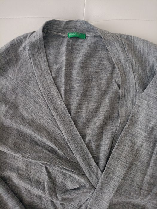Vând rochie de la Benetton, produs de calitate mărimea L.