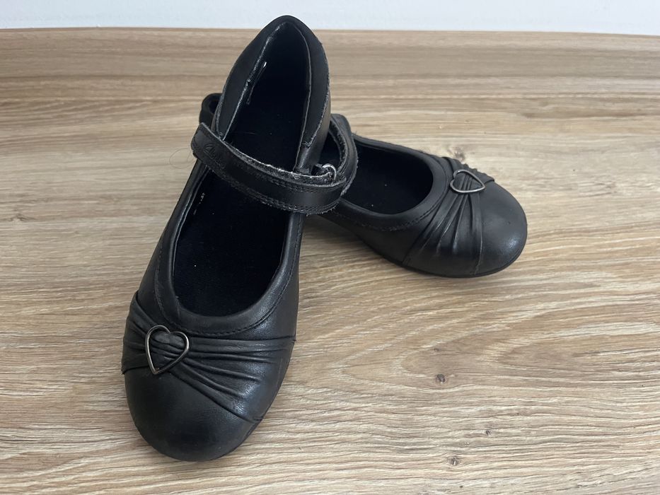 Clarks 29 официални