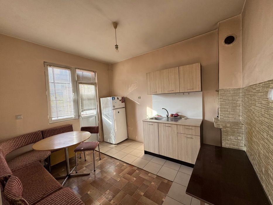 Етаж от Къща кв. Боровец гр. Търговище