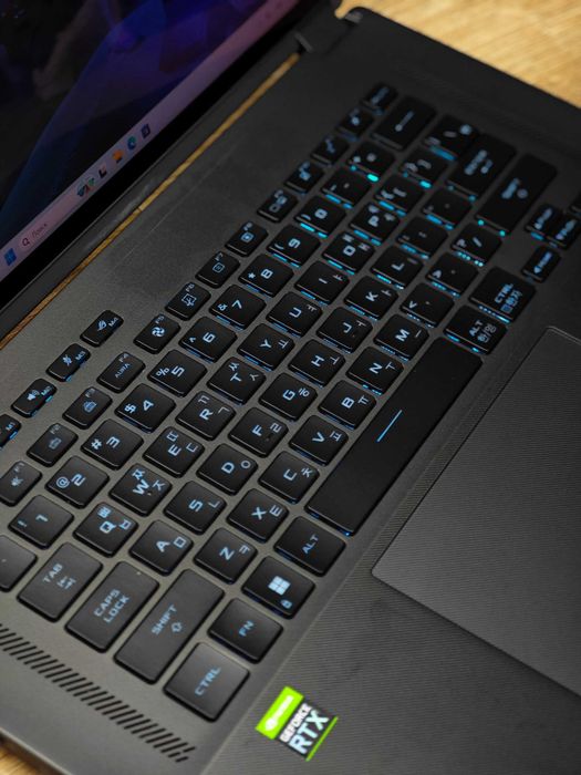 Мощный игровой Asus Rog Flow X16
