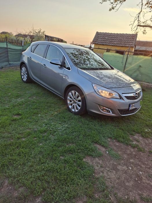 OPEL Astra 2010 — imagine 18