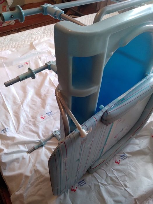 Ваничка за бебе с пововалник