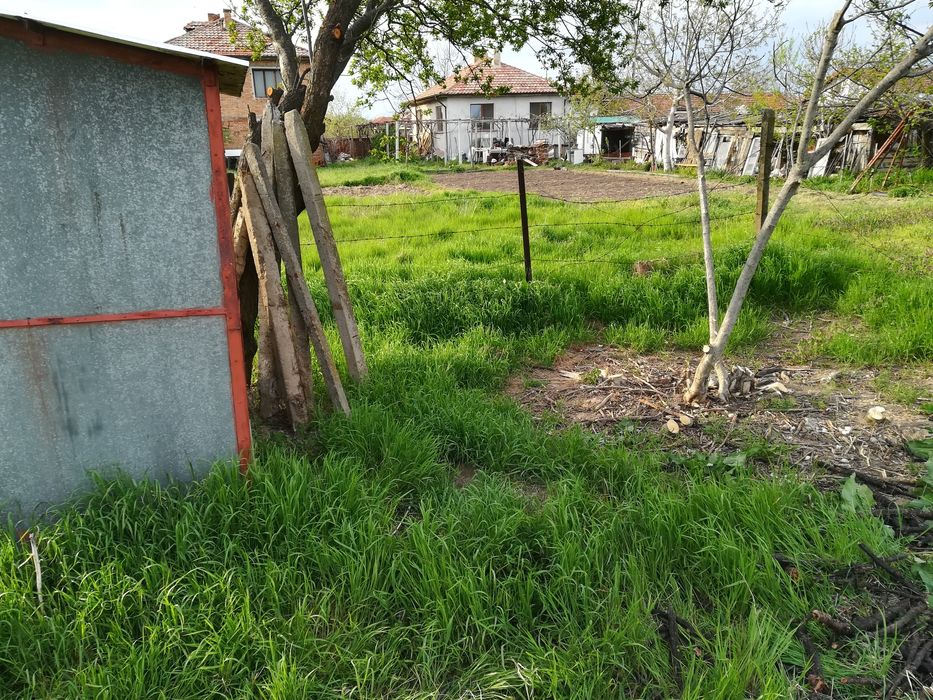 Дава се под наем Парцел в с. Калояново, Област Пловдив - 1000 кв.м за 102 € - Снимка #4