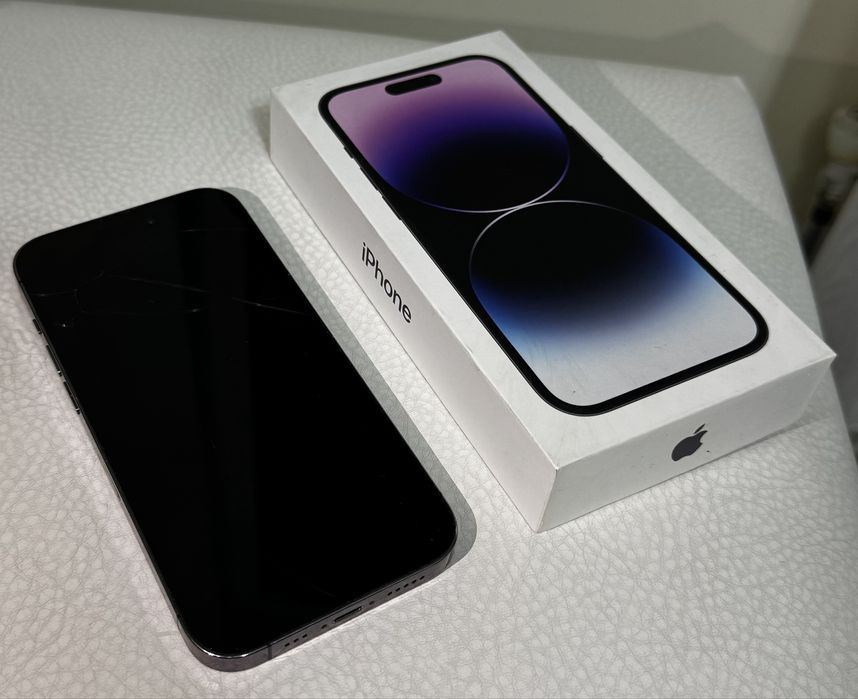 Айфон Iphone 14 pro.