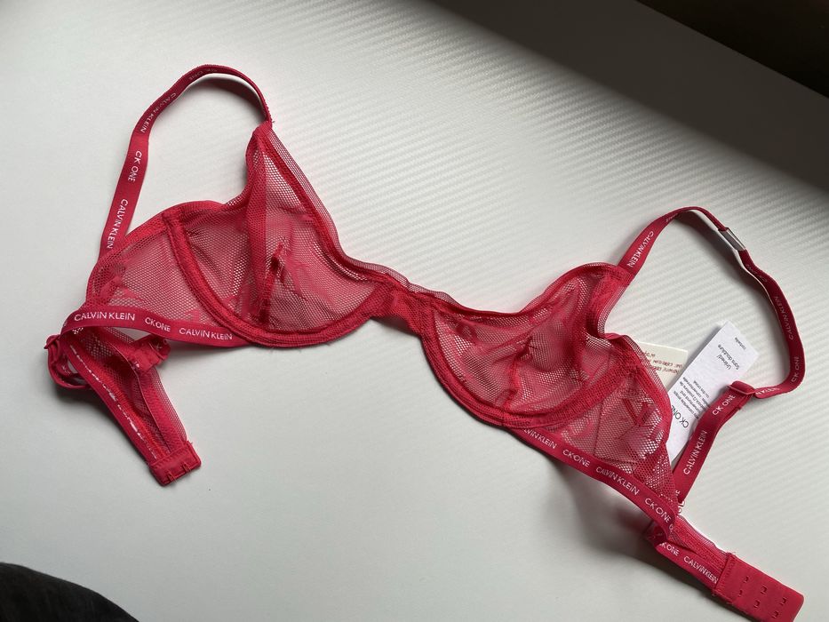 Сутиен Calvin Klein