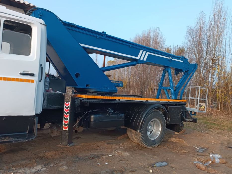 Спецтехника автовышка