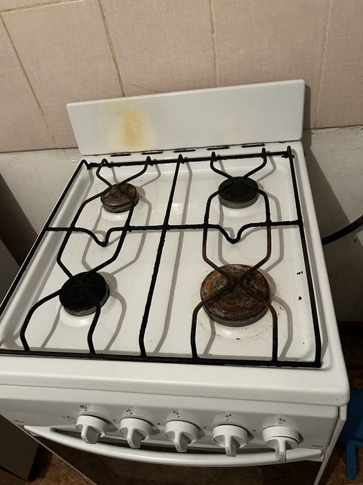 Продам газ плиту