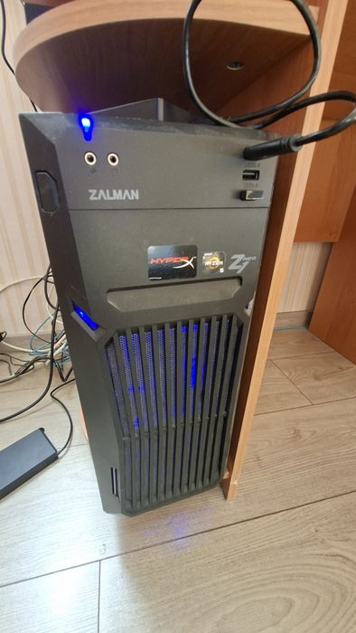 Настолен компютър