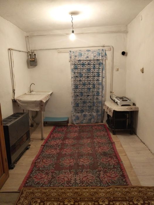 Сдаётся комната во времянке