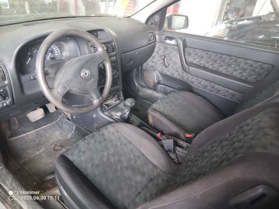 Продавам opel astra g купе на части 1.6 бензин