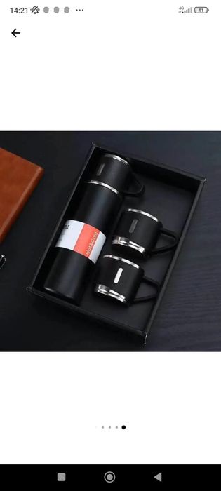 Vând set termos 500ml