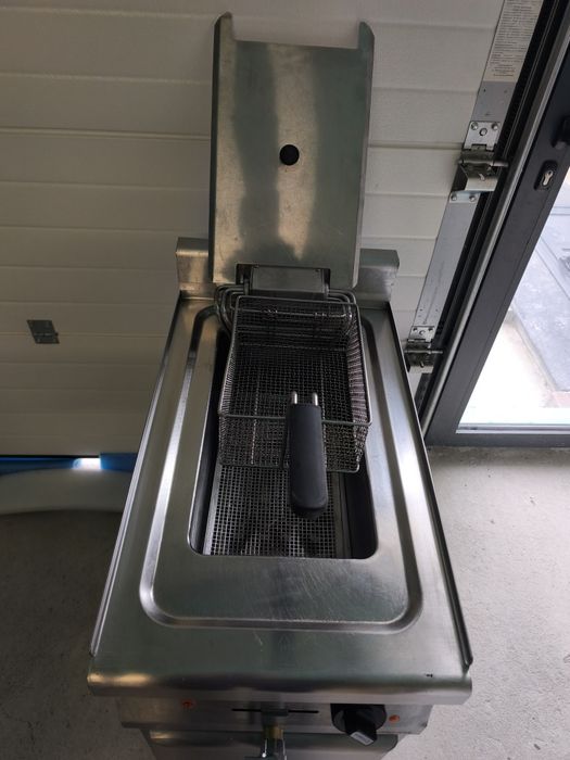 Професионален фритюрник