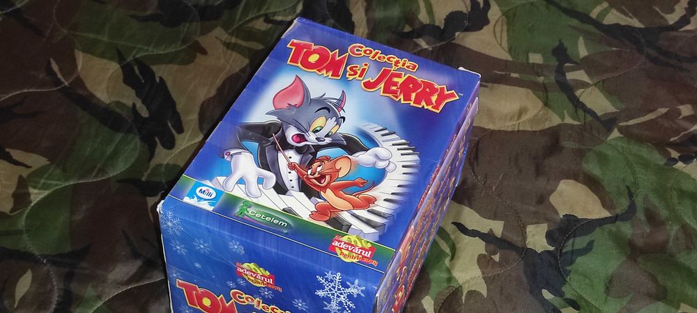 8 dvd desene animate tom si jerry