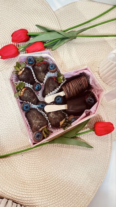 Клубника в шокколаде