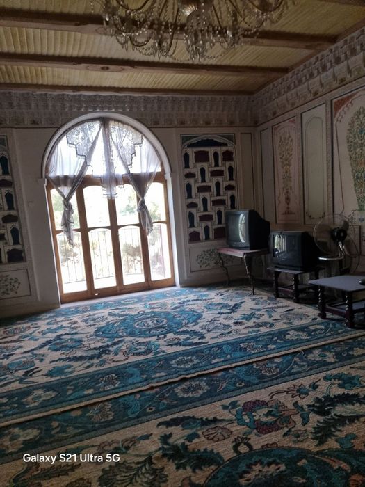 Аренда помещения в Бухаре 300 квадратов