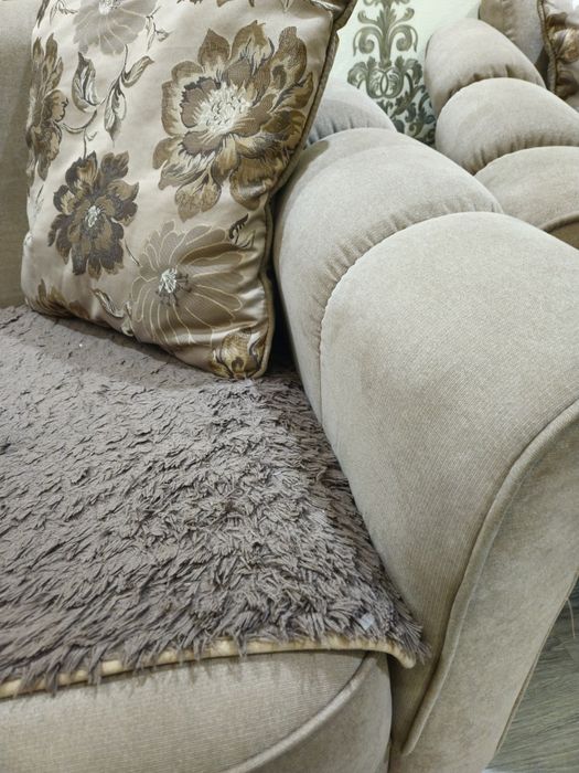 Продам Диван с креслами, производство россии