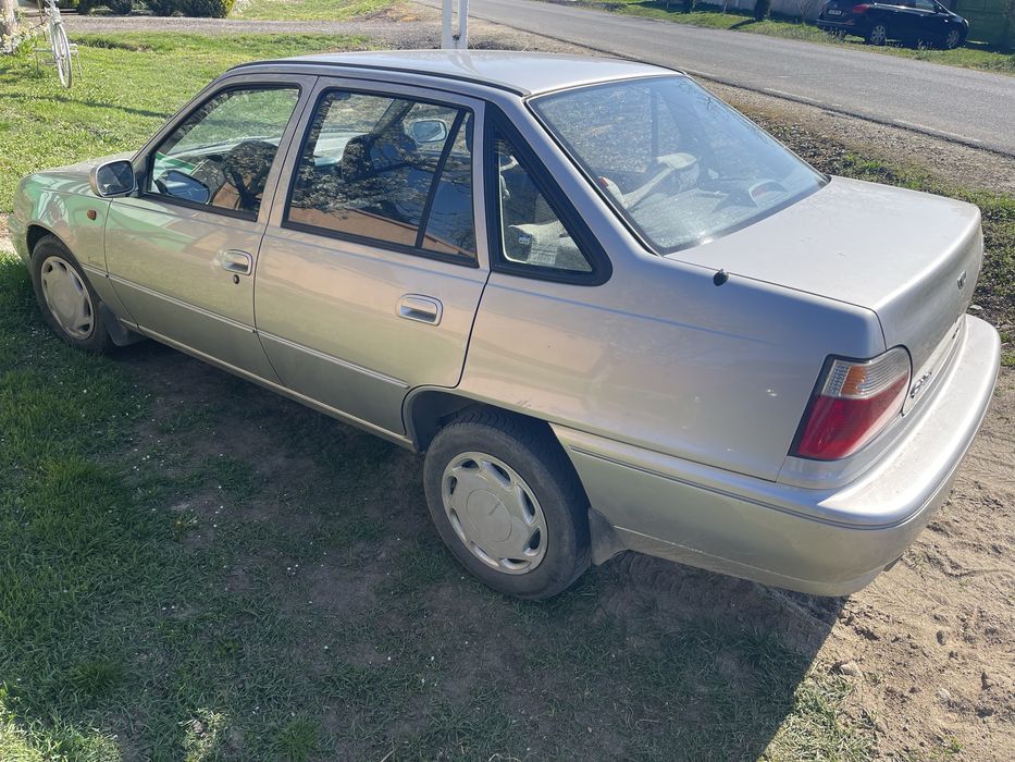 Daewoo Cielo Executive 2004