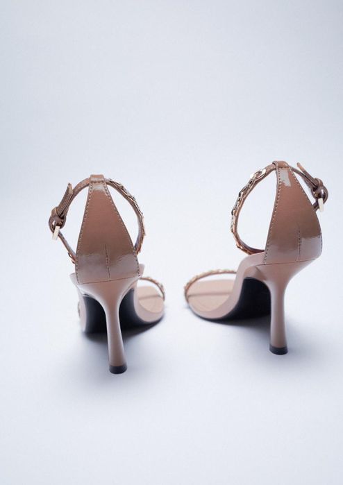 Продам босоножки от ZARA