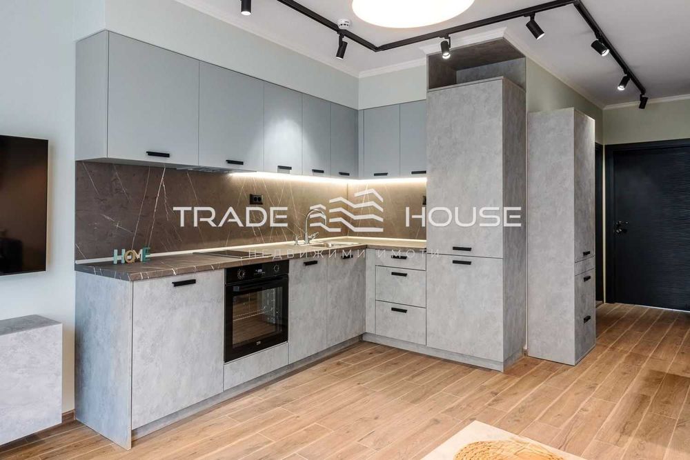 Дава се под наем Двустаен апартамент в Пловдив, Кършияка - 65 кв.м за 600 € - Снимка #2