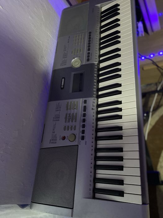 Vand orga yamaha psr-295