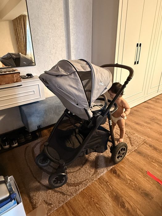 Коляска детская Joie Versatrax