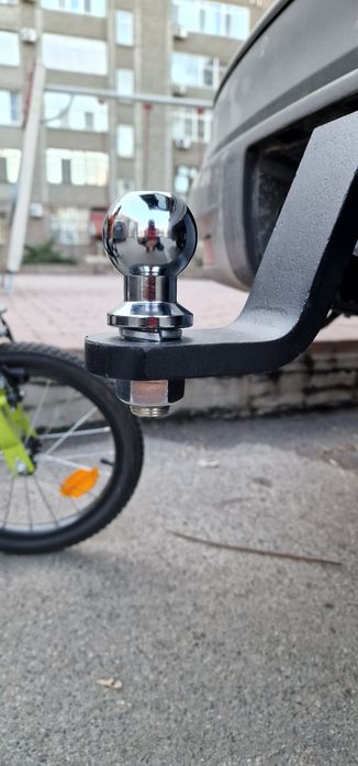 Фаркоп квадрат с замком