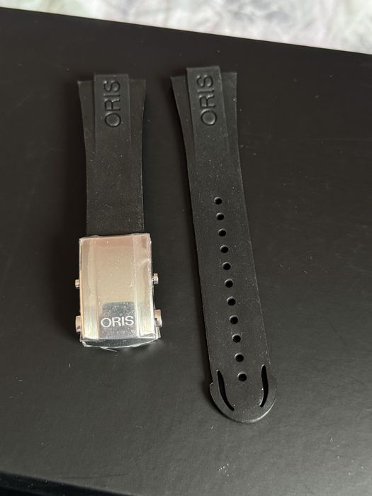 Каишка за Oris черна чисто нова