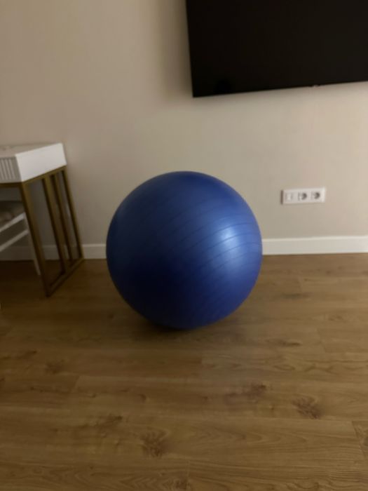 Продам гимнастический шар