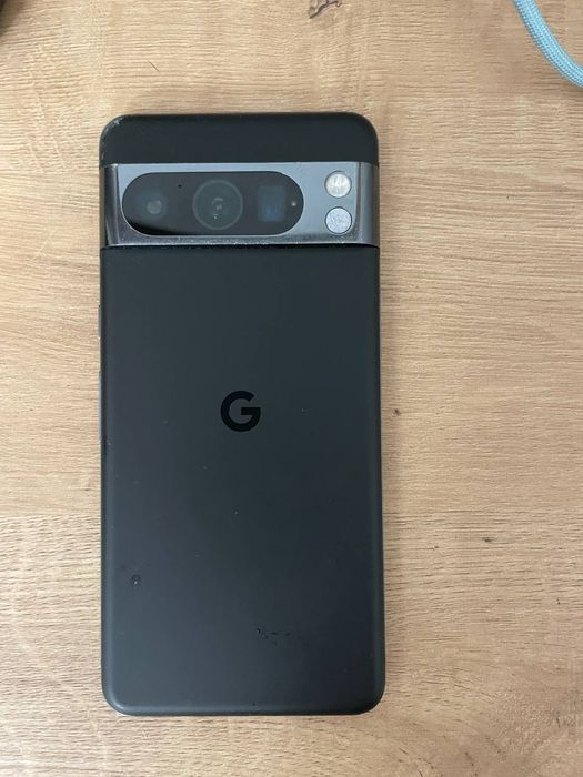 Обменяю Pixel 8 Pro 12/128
