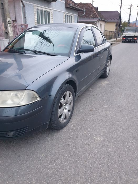 Volkswagen Passat 2003 diesel, 1.200 € — imagine 4