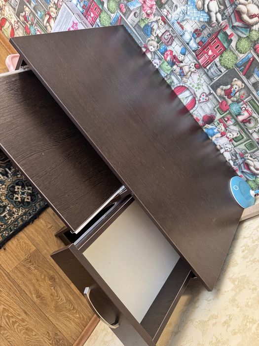 Продам письменный рабочий стол!