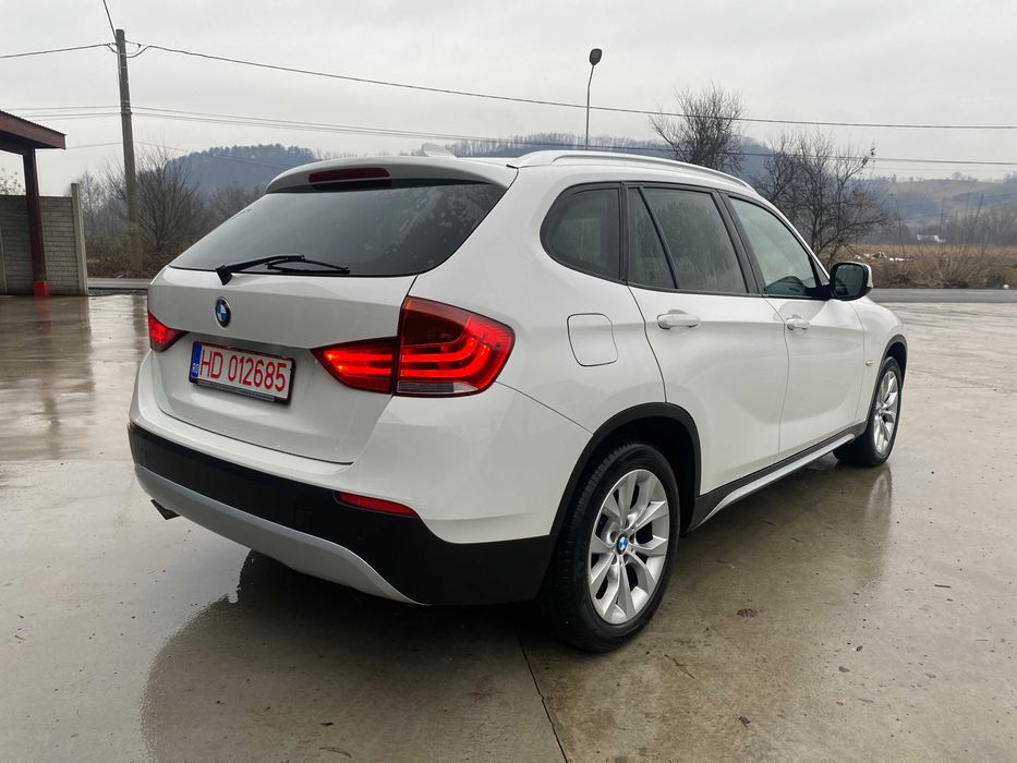 BMW X1 2012 — imagine 3