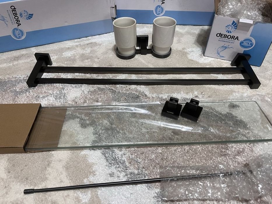 Продаётся набор в ванную комнату