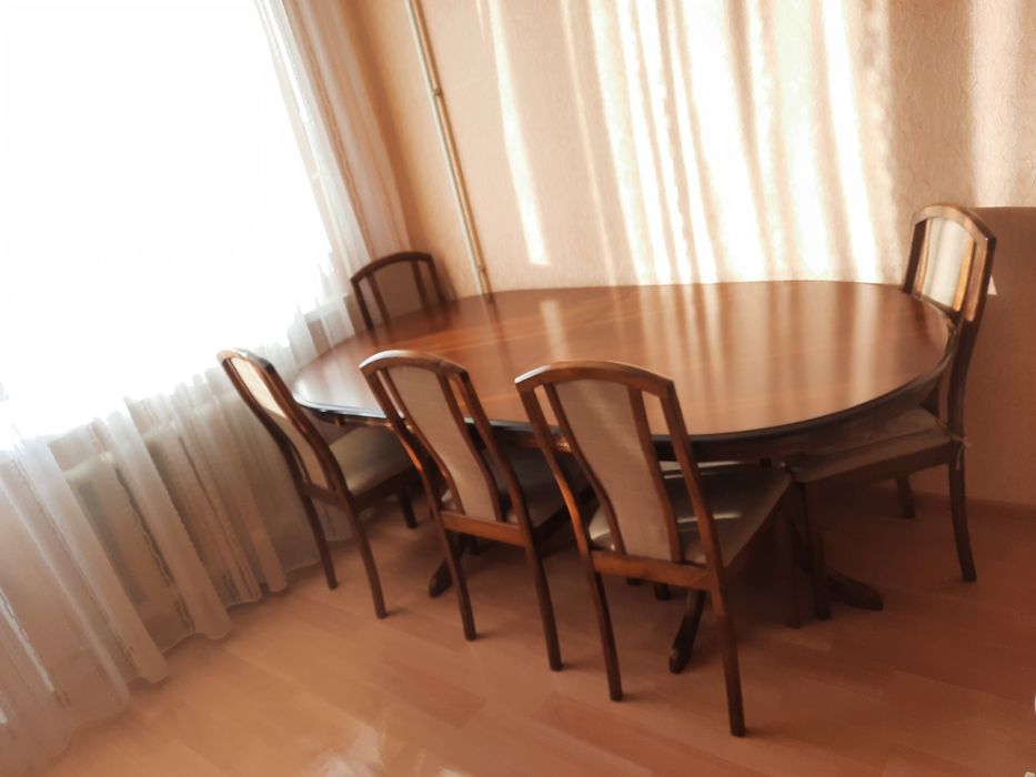 Стол со стульями Малайзия