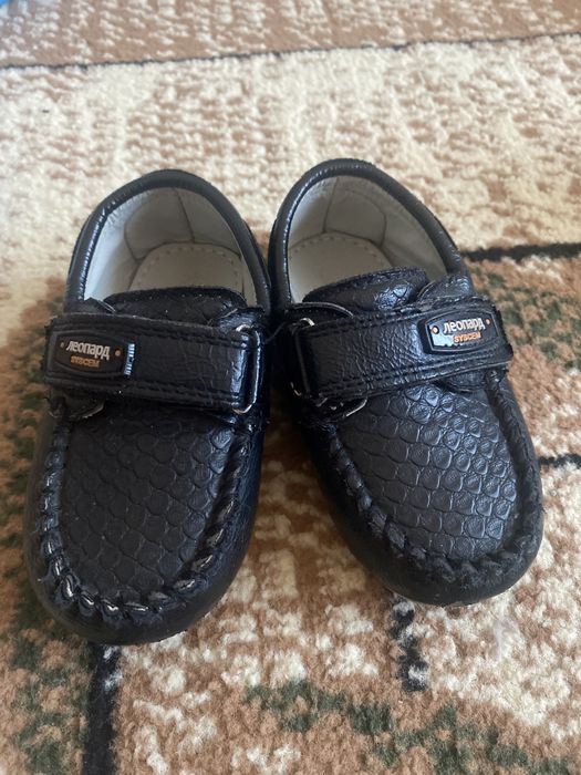 Детская обувь 2000 тн сост в новом