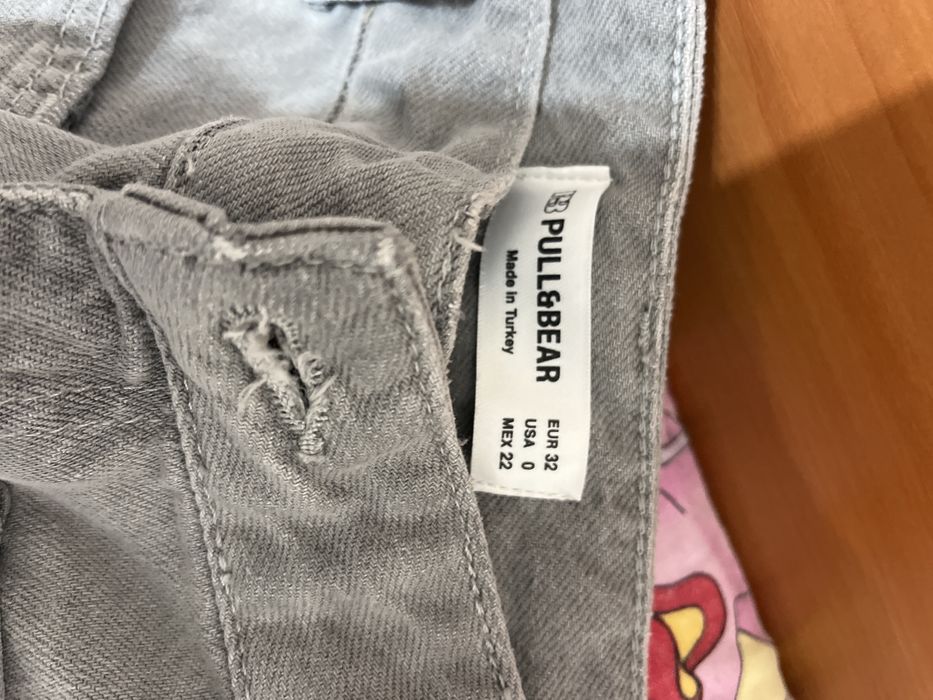 Сиви дънки Pull and Bear