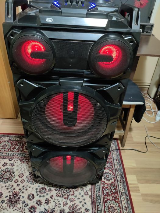 Vând boxă cu Bluetooth