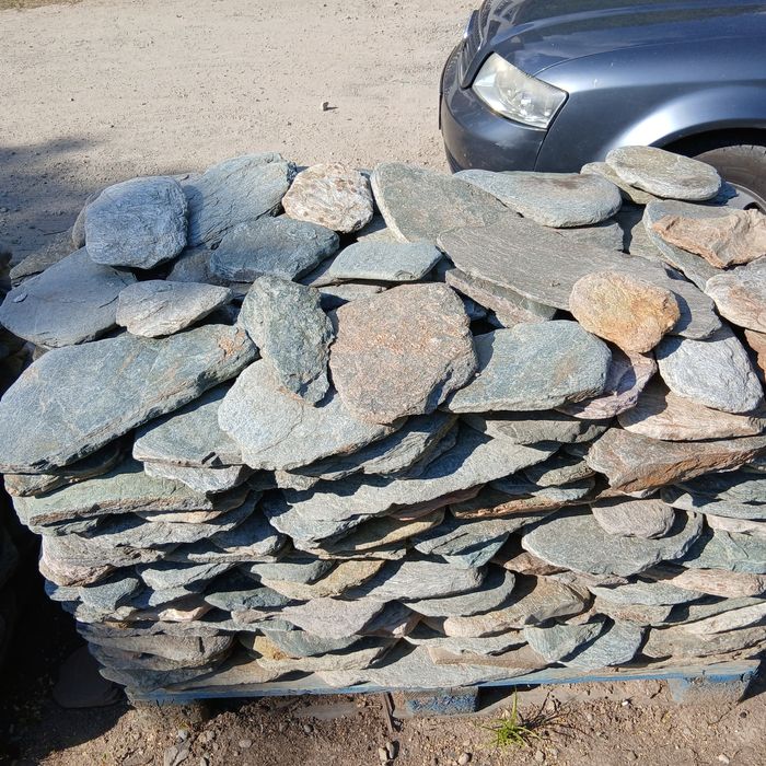 Vand  piatra pentru  placat la cel mai bun pret de pe piata cei intere