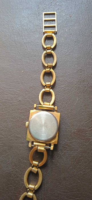 Часы Зоря СССР  .