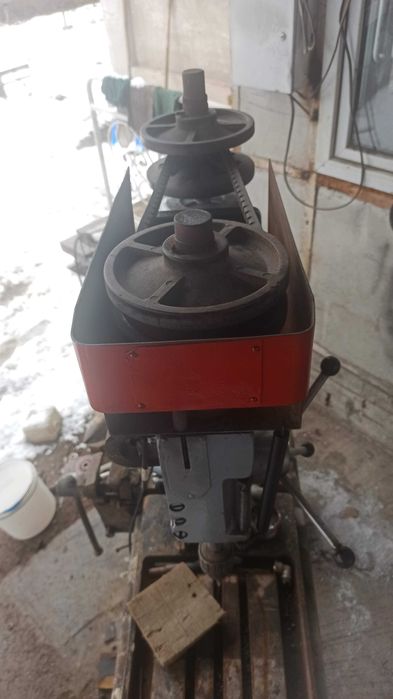 Сверлильный станок