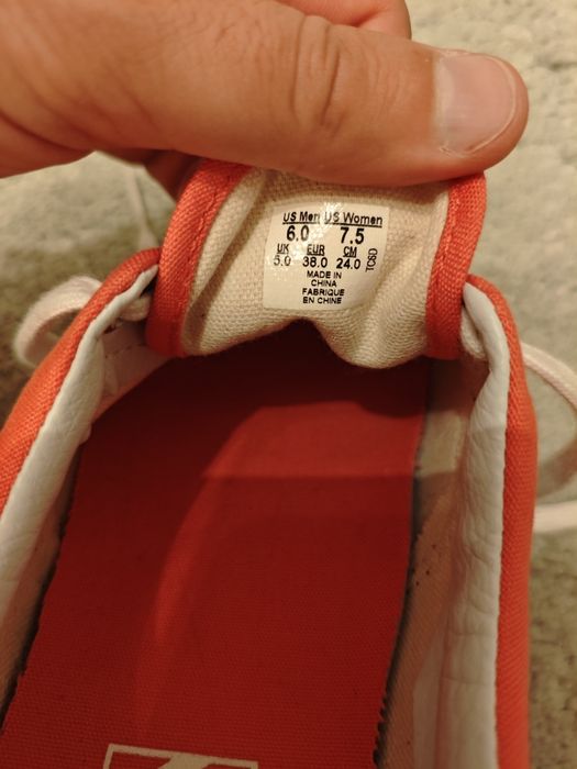 Pantofi sport (adidasi) Vans Era roz/purpuriu nr 38