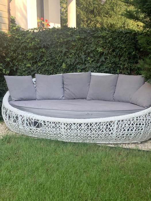 Vand canapea gradina