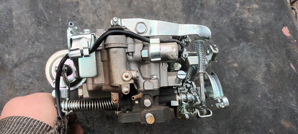 Vând carburator suzuki vitara 1.6 8v
