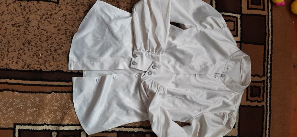 Продам вещи женские 42р