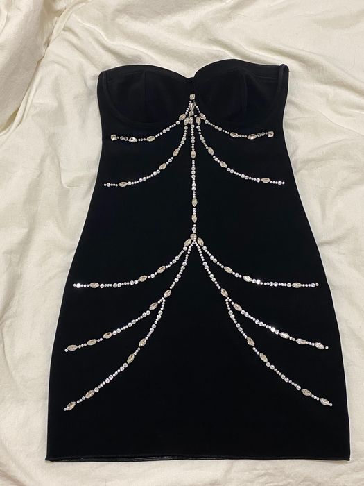 Рокля с камъни на Zara