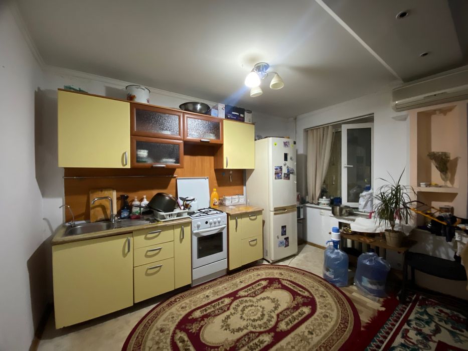 4х комнатна, р-н Евразии