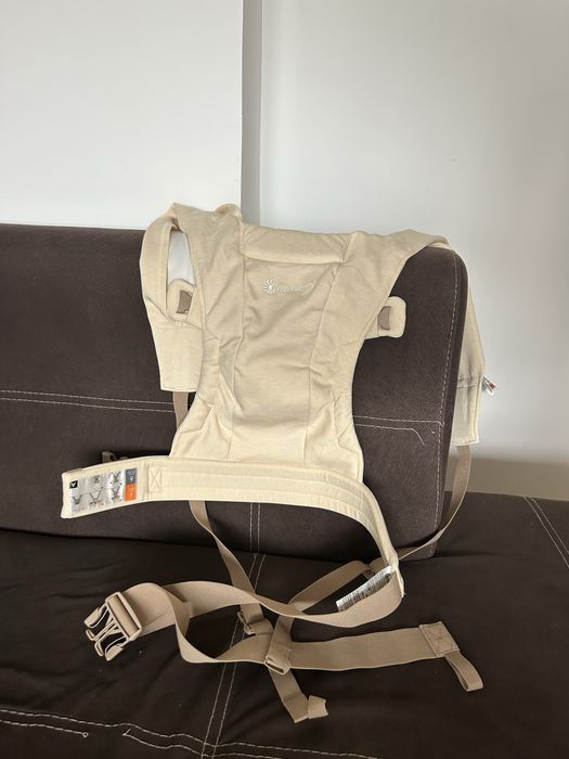 Ергономична раница ergobaby- embrace