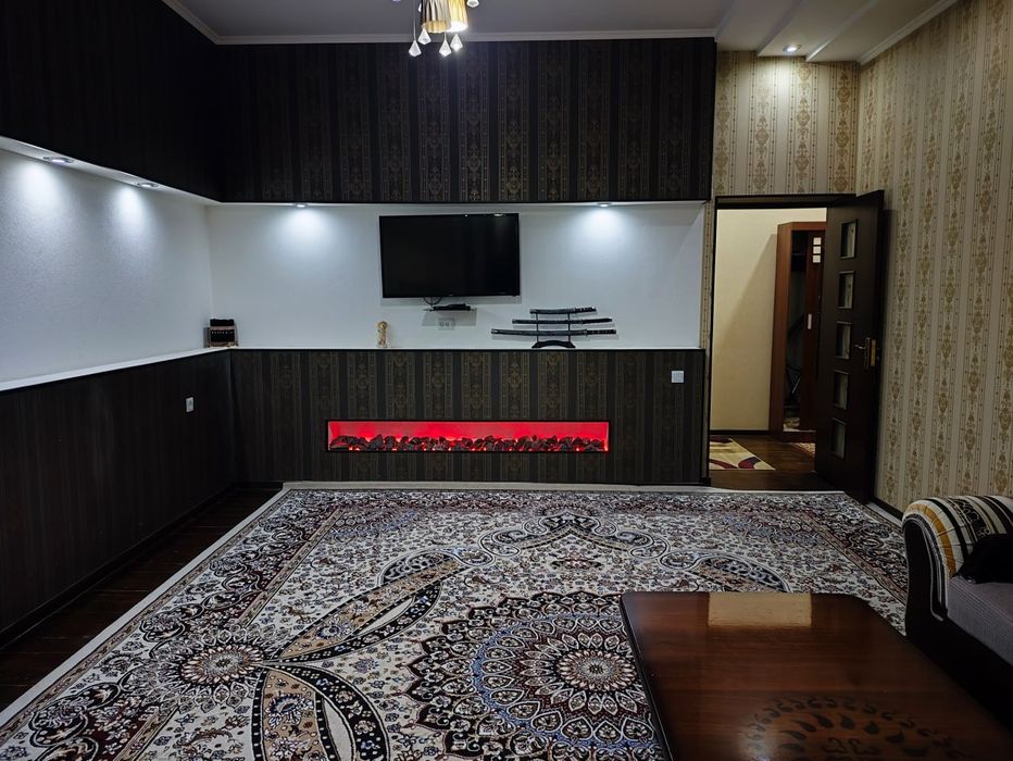 Сдаётся 2-х комнатная квартира семье на долгий срок