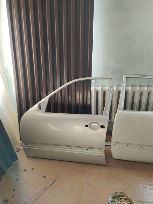 Двери Mersedes w210
