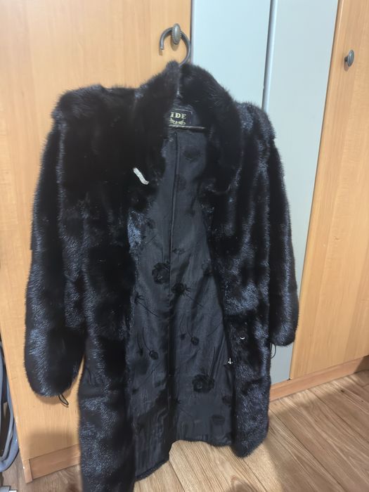 Продам норковую шубу